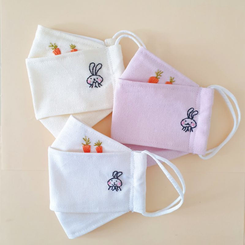 [April Shop] 3D Linen Mask ปัก Rabbit & Carot (สายรัดมีปุ่มปรับระดับได้)