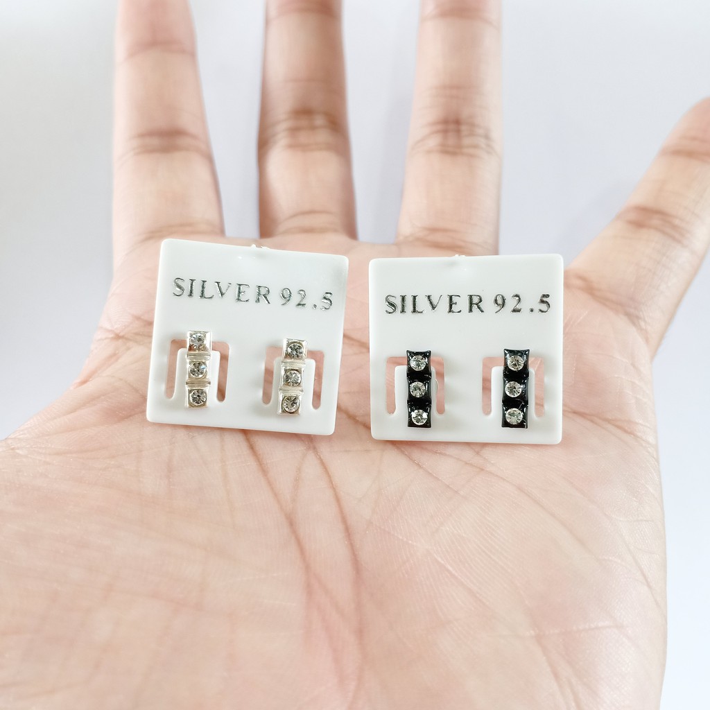 ต่างหูเงินแท้ Earrings 92.5% (พลอยสามเม็ดขอบตรง)