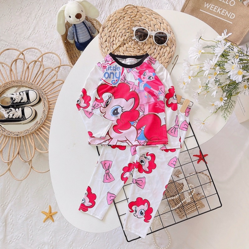 PINK HORSE COLLECTION /2840