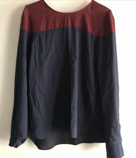 used เสื้อ Zara สีน้ำเงิน แดงเข้ม