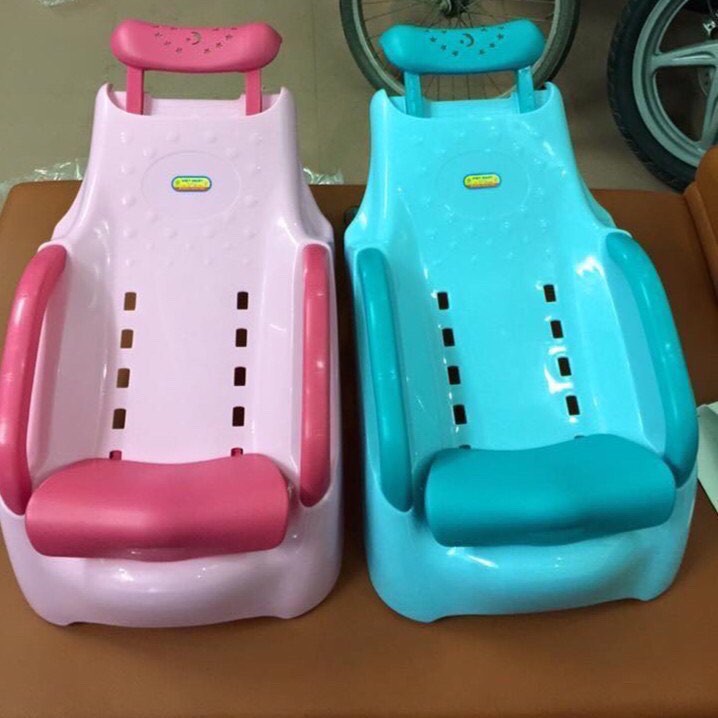 เก้าอี้แชมพูเด็ก เวียดนาม แนท ขนาดใหญ่ พร้อมแผ่นรองรองรับคอของทารกเพื่อป้องกันอาการปวดคอ