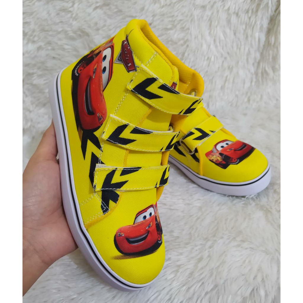 (ล่าสุด)CARS MAC QUEEN YELLOW CHARACTER CHILDRENS SHOES FREE NAME PRINTING