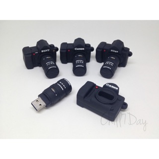 แฟลชไดร์ฟ (Flash drive) รูปโมเดลกล้อง DSLR