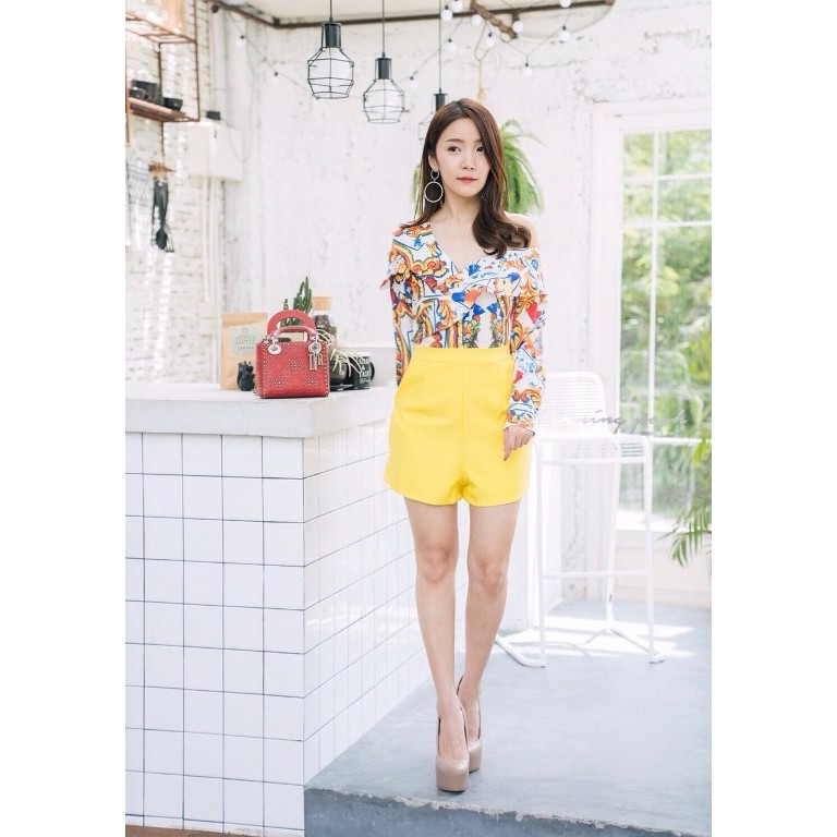 X667 B3 ชุดจั้ม  ของใหม่  Size L ป้าย BoRichTa  อก 36-37 / เอว 30-31/สะโพก 37-38 ยาว 25.5”