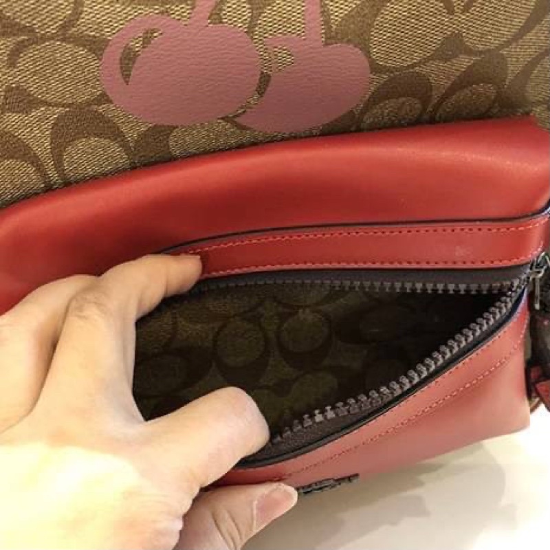 ผ่อน0%~แท้100% กระเป๋าสะพายเป้ MEDIUM CHARLIE BACKPACK IN SIGNATURE CANVAS WITH CHERRy MOTIF (COACH F78254) #2
