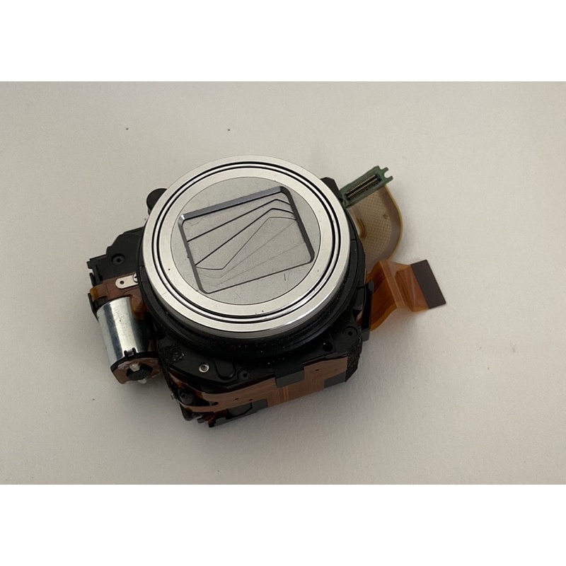 เลนส์ Casio zr3600 ใช้งานได้ปกติ