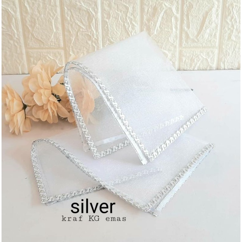 Alas Dulang Kain Organza Manik silver 
36cm X 36cm