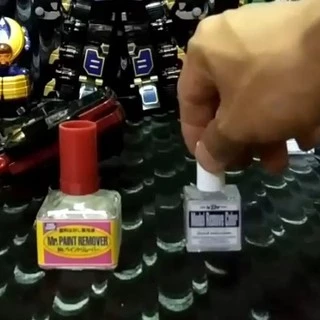 KBN Model Remove Color น้ำยาลบสี Gundam Marker เช็ดหรือล้างสีออก โดยไม่ทำลายพื้นผิวของเนื้องาน ペイントリムーバー