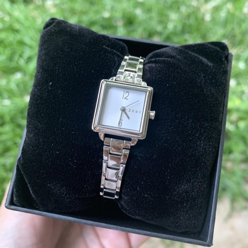 [[พร้อมส่ง📦แท้💯%]] DKNY ny2868 Crosstown Three-Hand Stainless Steel Watch