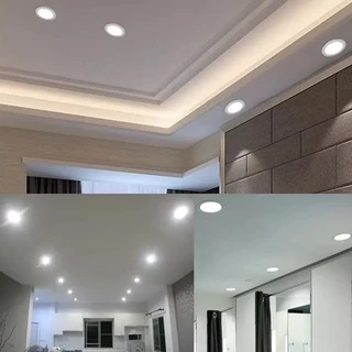 โคมฝังฝ้า โคมติดเพดาน เหลี่ยม ยี่ห้อ IWACHI รุ่น LED PANEL LIGHT 6W 9W 12W 18W 24W มีหลายขนาด มีแสงขาว และ วอร์มไวท์