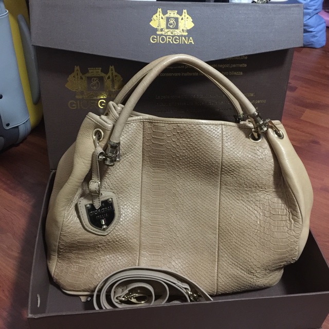 กระเป๋าถือ Giorgina
