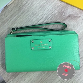 🍃กระเป๋าสตางค์ยาว Kate spade สีเขียว มีสายคล้องมือ