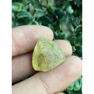 (F) พลอยดิบแท้ เยลโล่ อพาไทร์(Yellow Apatite)พลอยธรรมชาติ 100% น้ำหนัก 30.00 กะรัต