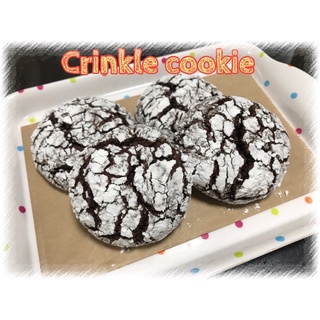 คุกกี้หน้าแตก Crinkle Cookies ❤️อร่อยจริงๆ นะ ราคาถูกด้วย 😊ขายได้ 1.2 พันชิ้นแต่เผลอลบสินค้าอีกแล้วว พร้อมส่งค่ะ