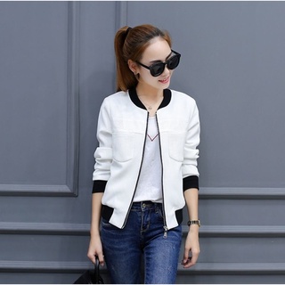 แจ๊คเก็ตแขนยาวสีขาว
White Street Style Jacket