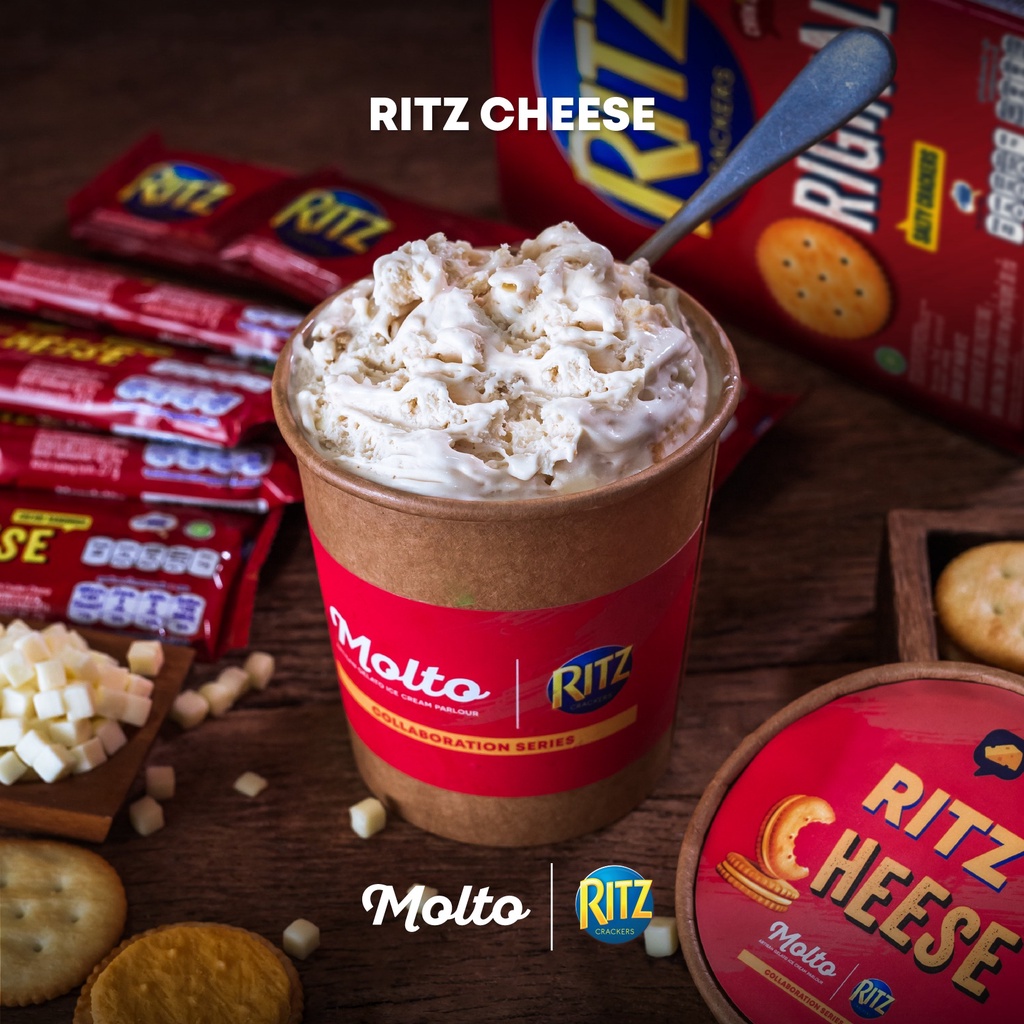 Ritz Cheese (ไอศกรีมรส แครกเกอร์ Ritz เชดดาร์ชีส 1 ถ้วย 16 oz.) - Molto premium Gelato