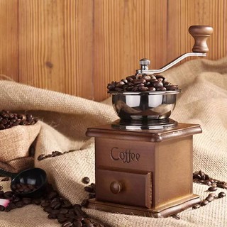 เครื่องบดกาแฟ เครื่องบดกาแฟมือหมุน Coffee Grinders (กล่องไม้คลาสสิค) **สินค้าพร้อมส่ง**