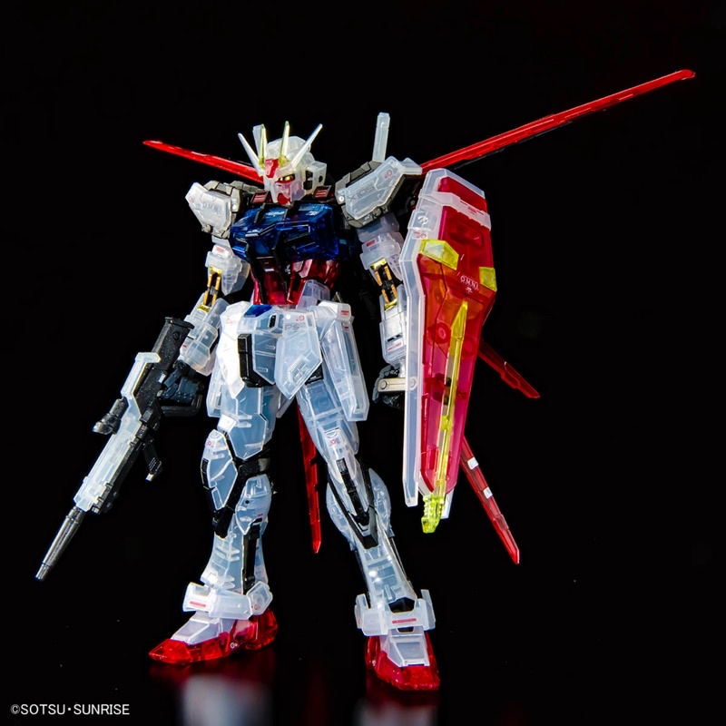 [Pre-order] RG 1/144 Limited Aile Strike Gundam & Sky Grasper Launcher/Sword Pack Set [Clear Color][