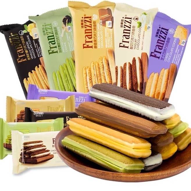 (พร้อมส่ง ) Franzzi Chocolate Cookie คุกกี้ฟรานซี่ คุกกี้สอดไส้ ขนาด 62-70 กรัม