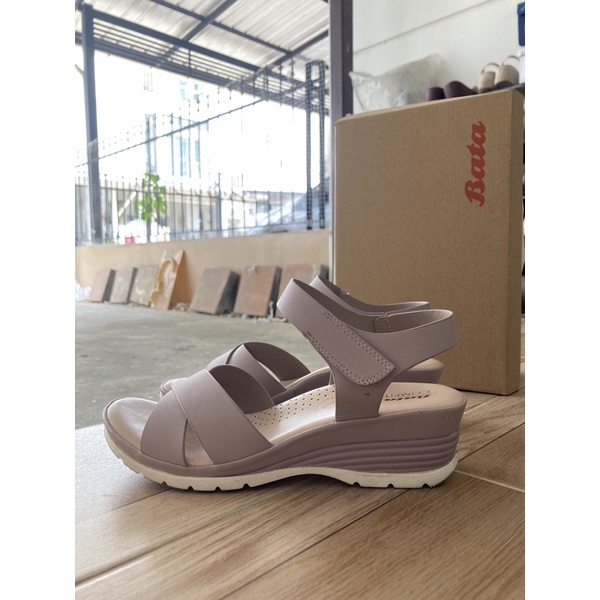 *ส่งต่อ* ใส่1ครั้ง สภาพ99% เบอร์ 3.0 size 36 Bata Comfit Women's Comfort Sandals รองเท้าเพื่อสุขภาพแบบรัดส้น สูง 2.5นิ้ว