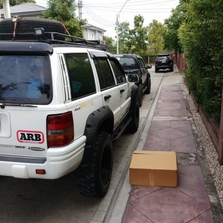 ยางฝาท้าย ยางประตูท้าย ยางฝากระโปรงท้าย Jeep Grand Cherokee ZJ  1997