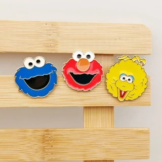 เข็มกลัด รูปการ์ตูนอนิเมะ Sesame Street Snoopy น่ารัก 8 แบบ เครื่องประดับ สําหรับเก็บสะสม ของขวัญให้เพื่อน