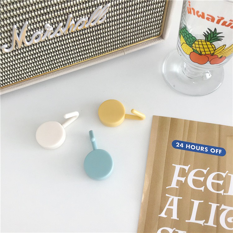 โอ้ยา丨อิน ตะขอสีลูกกวาดฟรีเจาะประตูไม่มีร่องรอยเล็บตะขอขนาดเล็กเสื้อผ้าตะขอแขวนติดผนังตะขอติดผนังตกแต่งบ้าน - รูปที่ 4