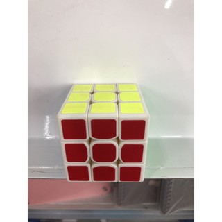 Rubik guanlong cubeรูบิค กรอบสีขาว