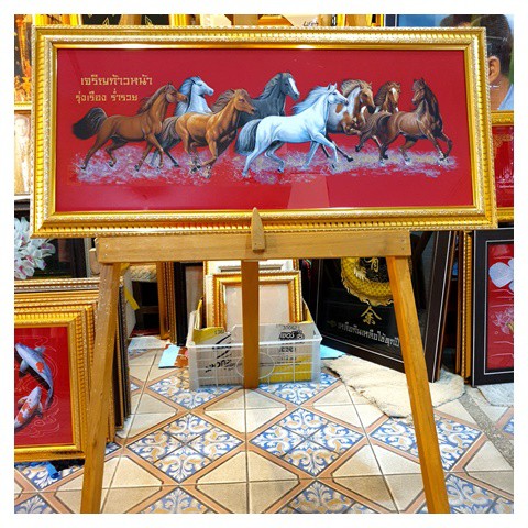 กรอบรูป ม้า ม้า8ตัว รูปม้า ภาพม้ามงคล ภาพม้ามงคลเรียกทรัพย์ ภาพม้าวิ่ง ภาพม้าแปดตัว เสริมฮวงจุ้ย ของขวัญ ของที่ระลึก