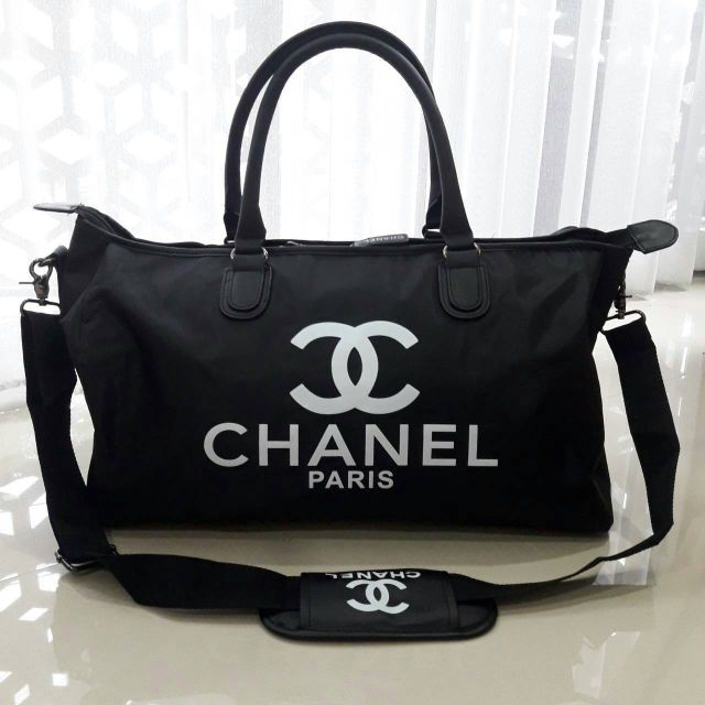 กระเป๋า สะพาย ใบใหญ่ เดินทาง Chanel Premium Gift แท้ กันน้ำ สีดำ