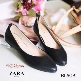 เช็คสินค้าก่อนสั่ง รองเท้าคัชชูรุ่นคลาสสิคยอดฮิต style ZARA เล่นแสงเล็กน้อย