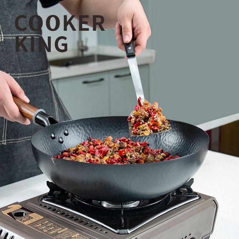 ข้อเสนอพิเศษ COOKER KING Iron Wok Carbon Steel Wok Cookware 32cm No Chemical Coating Anti Rust Oil Saving Suitable for A
