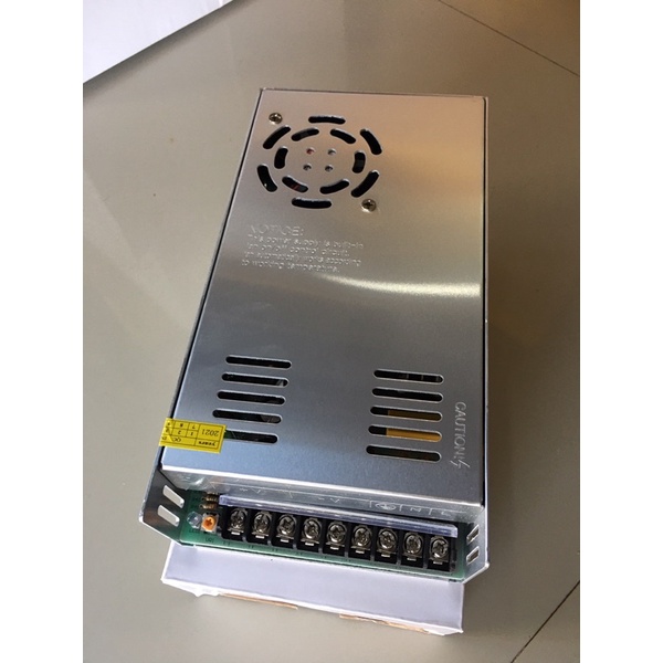 635บาท สวิทชิ่ง 12VDC 60A แปลงไฟบ้าน220ACเป็นไฟรถยนต์12DC