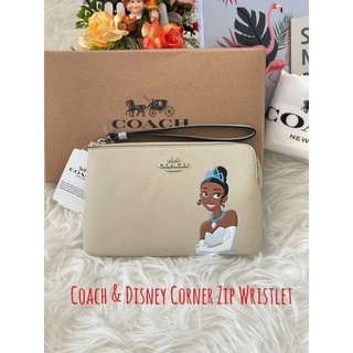 📮@960.-🔥🔥DISCOUNT 7 % +📍(ส่งฟรี EMS)🔥🔥💯Coach &amp; Disney Corner Zip Wristlet