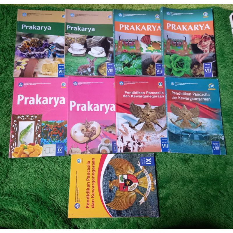 หนังสือต้นฉบับของ PANCASILA และ CITIZENSHIP EDUCATION GRADE 7 8 9