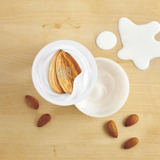 พร้อมส่ง The body shop Almond milk body yogurt for sensitive and dry skin 200ml
