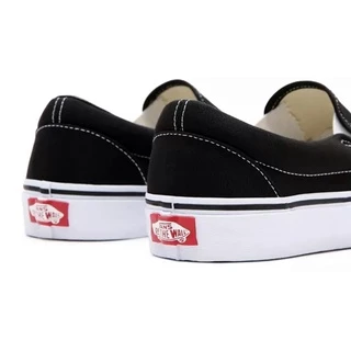 Vans รองเท้าผ้าใบ Classic Slip-On (2สี)