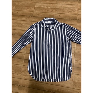 เสื้อเชิ้ต uniqlo unisex
