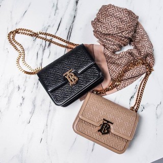 NEW IN! BURBERRY FRAGRANCES LEATHER CROSSBODY BAG VIP GIFT WITH PURCHASE (GWP) กระเป๋าสะพายพรีเมี่ยมกิ๊ฟรุ่นใหม่