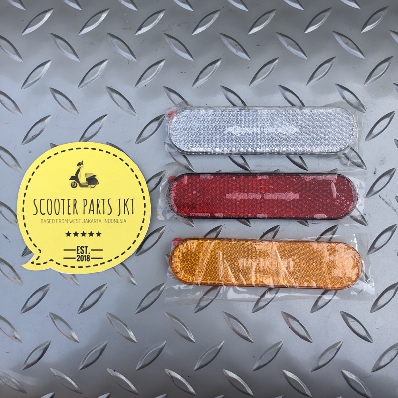 MATA Cat Eye Reflector Fender Vespa GTS Sprint Primavera S LX LXV