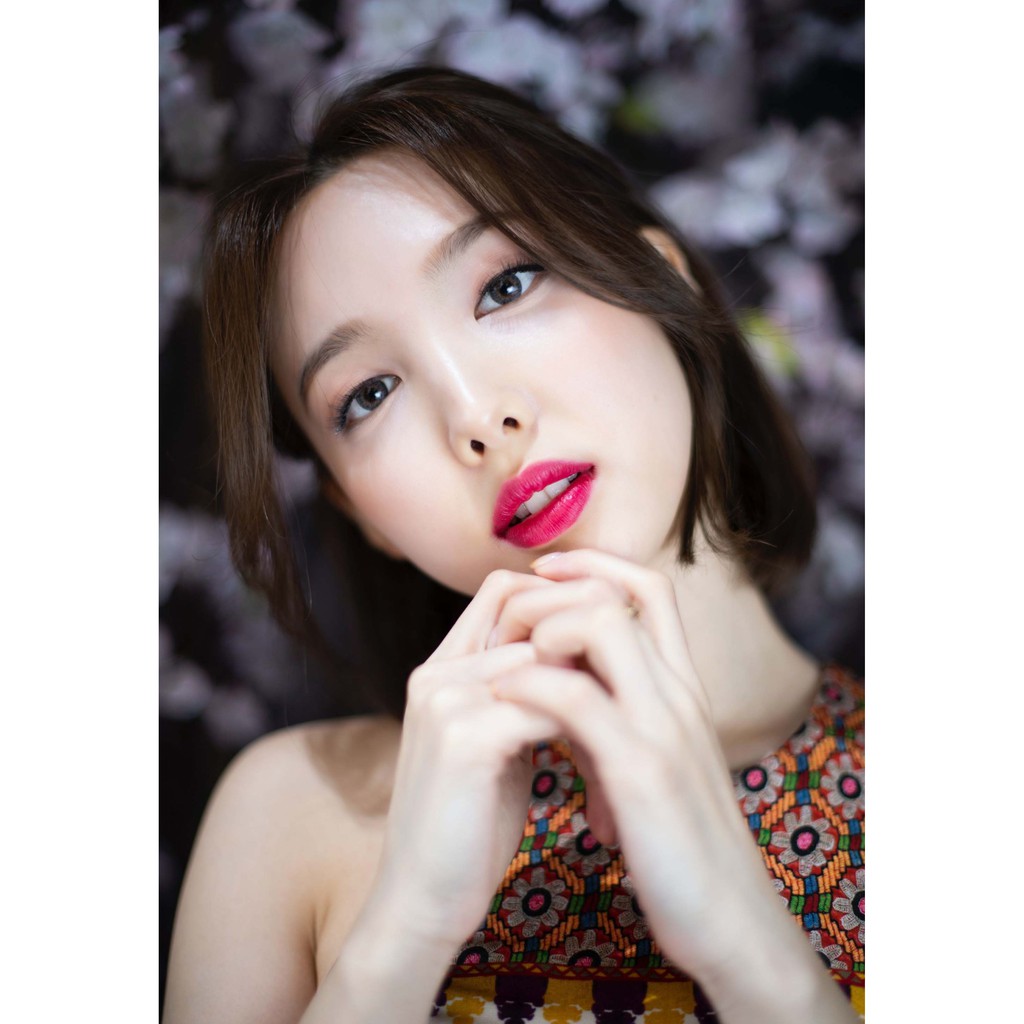 โปสเตอร์ นายอน Nayeon Twice ทไวซ์ Poster Korean Girl Group เกิร์ล กรุ๊ป เกาหลี K-pop kpop รูปภาพ Mus