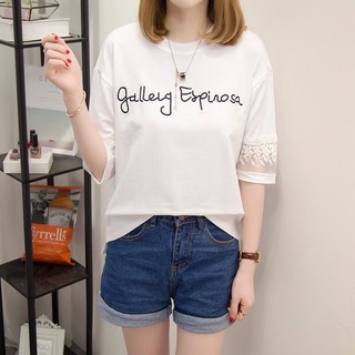 new เสื้อยืดแฟชั่นผู้หญิง แขน5ส่วน แต่งซีทรูลูกไม้ อกแต่งตัวหนังสือสวยเก๋ สไตล์เกาหลี รุ่น303