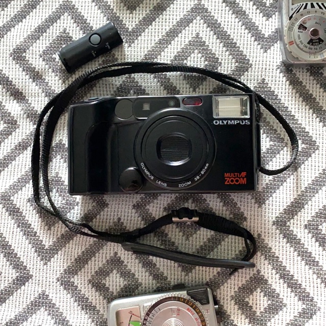 กล้องฟิล์ม OLYMPUS IZM 200 ( Multi AF Zoom) ThaiPick