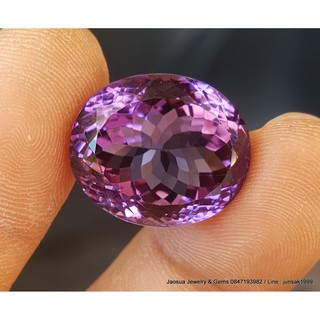 พลอย อเมทิส { Amethyst } 24.21 ct. พลอยดิบธรรมชาติ ***#อัญมณีประจำราศีกุมภ์ -ขนาด 15.8 x 18.8 x 12.9 mm. พลอยแท้100%