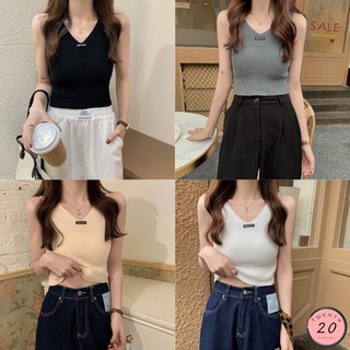 🎇 New2023 🎇 เสื้อไหมพรมคอวี ทรงครอป อกแต่งป้ายเล็ก 4 สี