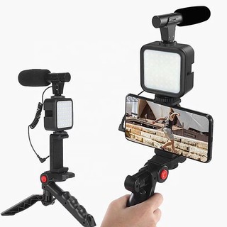 อุปกรณ์ถ่ายวิดีโอ AY-49 พร้อมไฟแฟลชและไมค์ตัดเสียงลม สำหรับทำ Youtube, Vlog