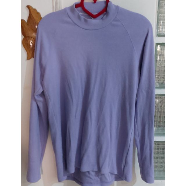Uniqlo Heatech Size L สีม่วงพาสเทล