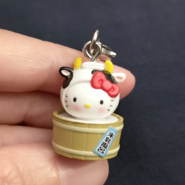 ⚡️⚡️Saleพร้อมส่ง🐱Kitty cow sanrio Japan🇯🇵