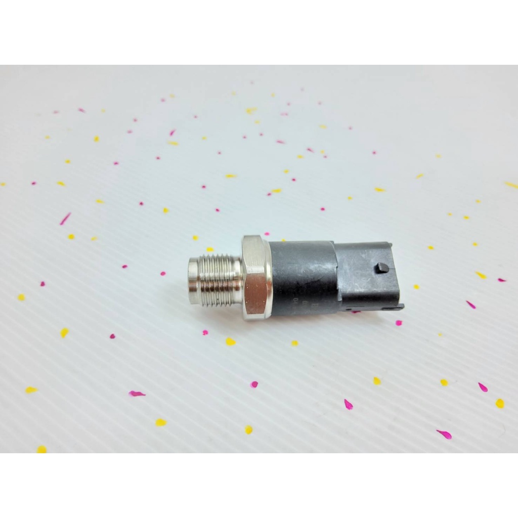 เซ็นเซอร์ท้ายรางหัวฉีด (ตัวยาว)BT50 2.5 16V ไฟเตอร์#0 281 002 534🔥ราคาพิเศษ ถูกและดี หมด แล้วหมดเลย🔥