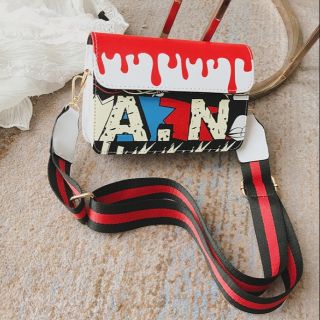 พร้อมส่ง กระเป๋าสะพายข้างสไตล์อินดี้  B442